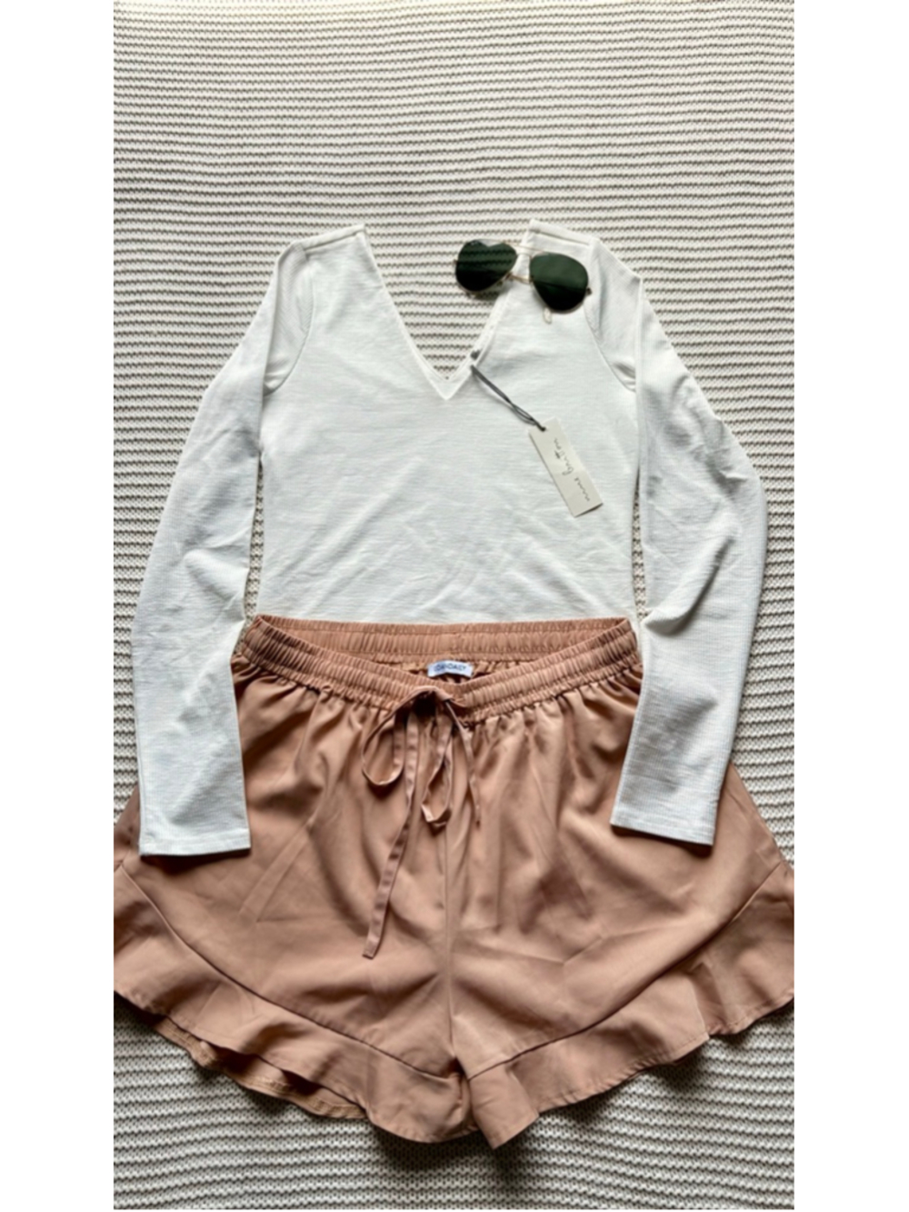 Ribbed Vneck long sleeve bodysuit - NWT -Nine Britton - Medium